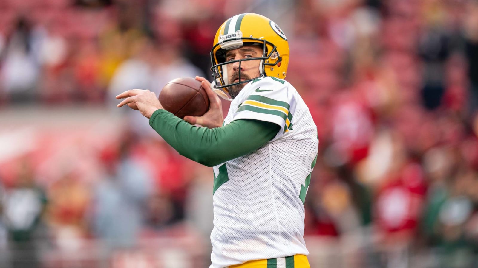 Report: Rodgers hasn’t yet gathered with Packers receivers