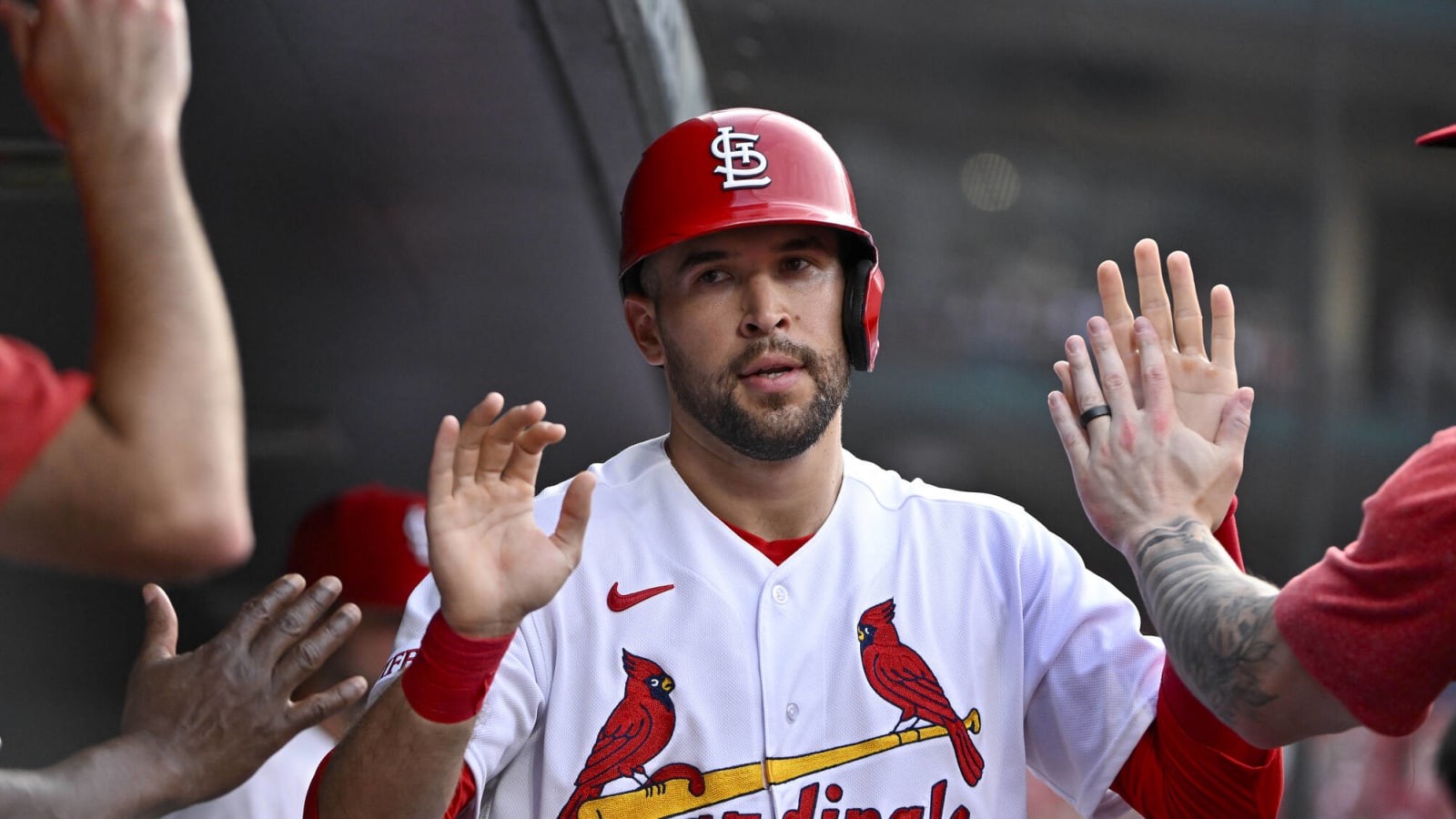 Orioles, Cardinals have talked switch-hitting OF