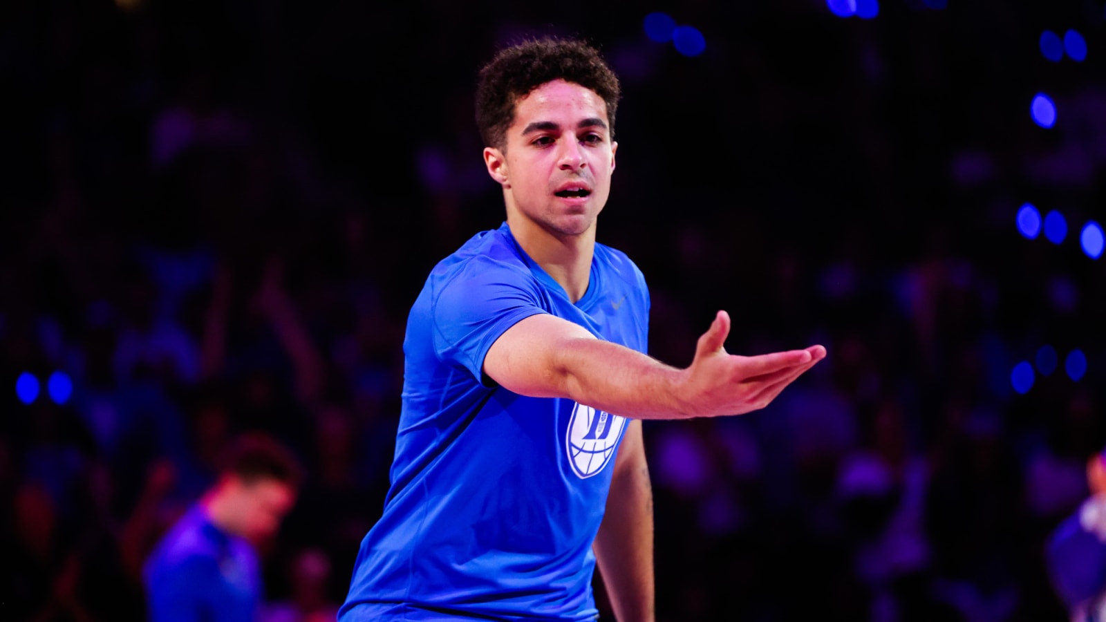Duke crowd goes bonkers over 5-foot-8 senior’s last-minute basket