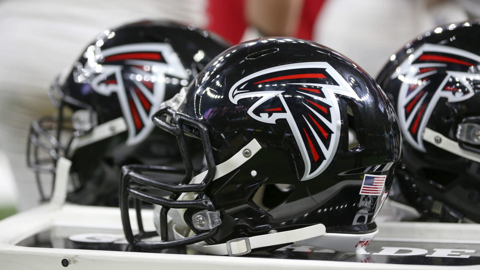 Falcons reportedly open to trading No. 4 pick in draft