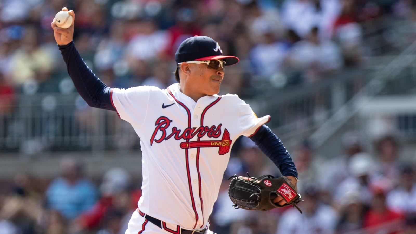 Jesse Chavez is back with the Braves… Again