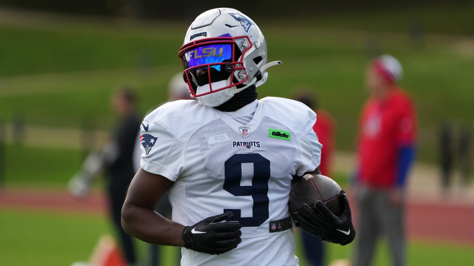 Frustrated Patriots WR thinks he deserves more targets