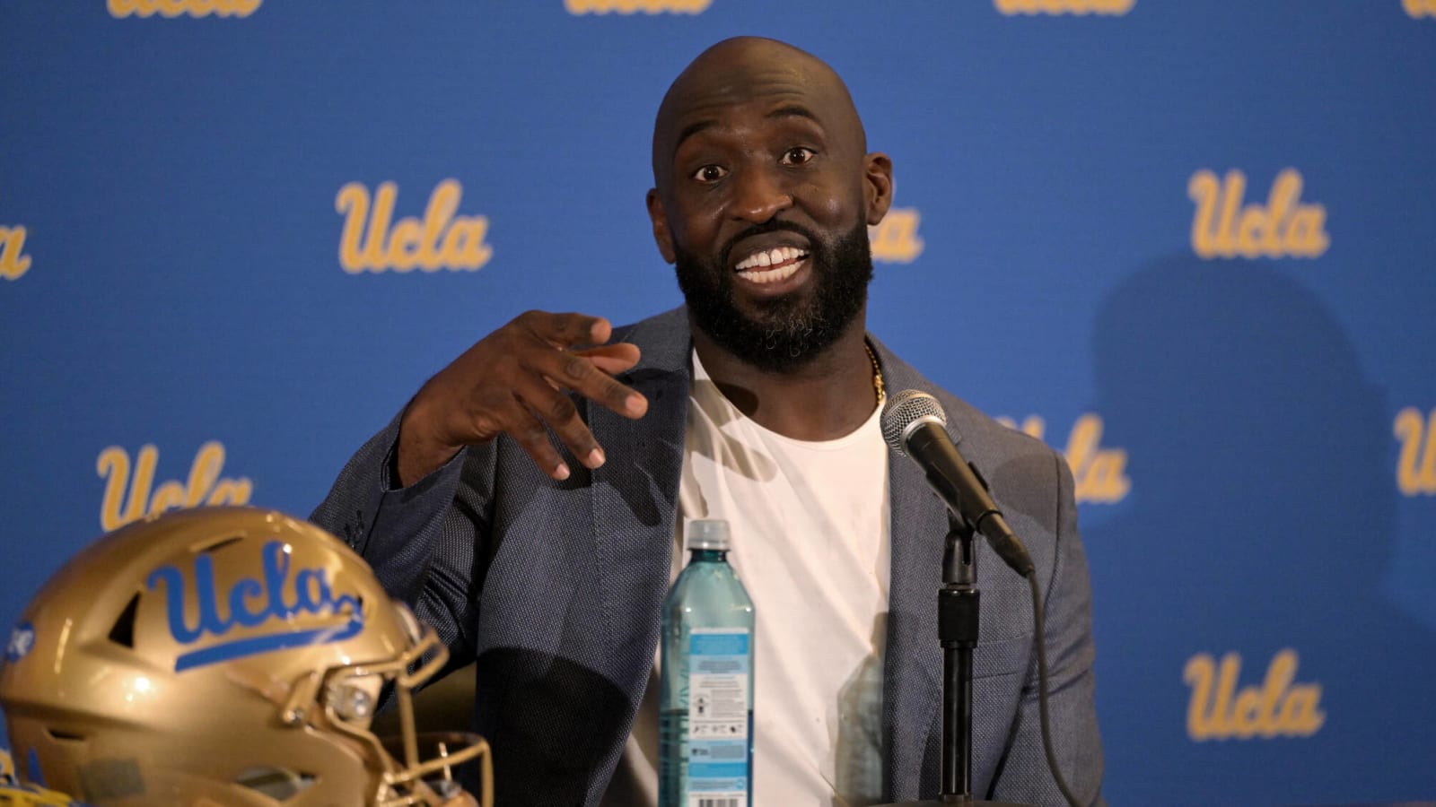 UCLA Football: DeShaun Foster On Offensive Coordinator Hire: 'I Wanted a Real Presence, Demand The Kind Of Discipline I Want'
