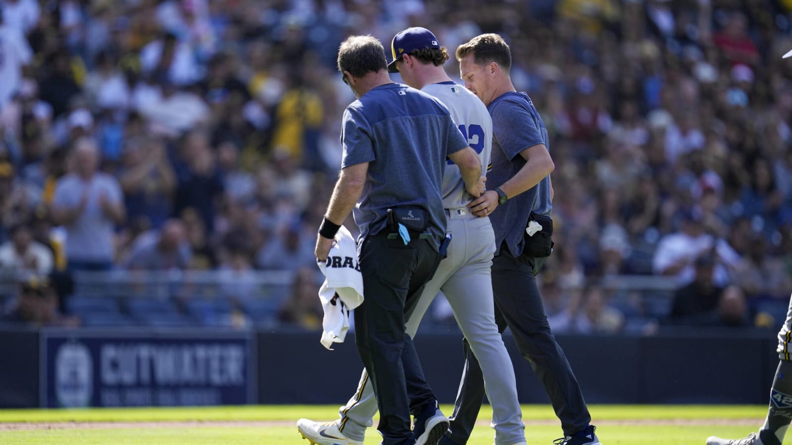 Brewers relief pitcher hit in face by line drive