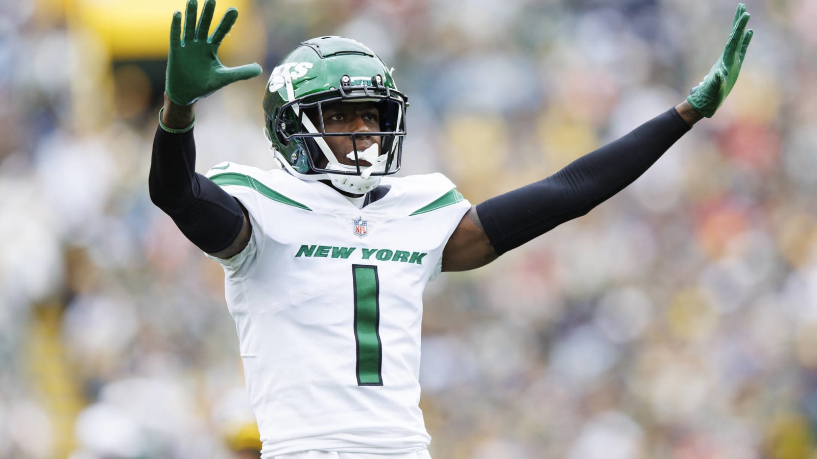 Jets CB Sauce Gardner names two star WRs he wants team to target