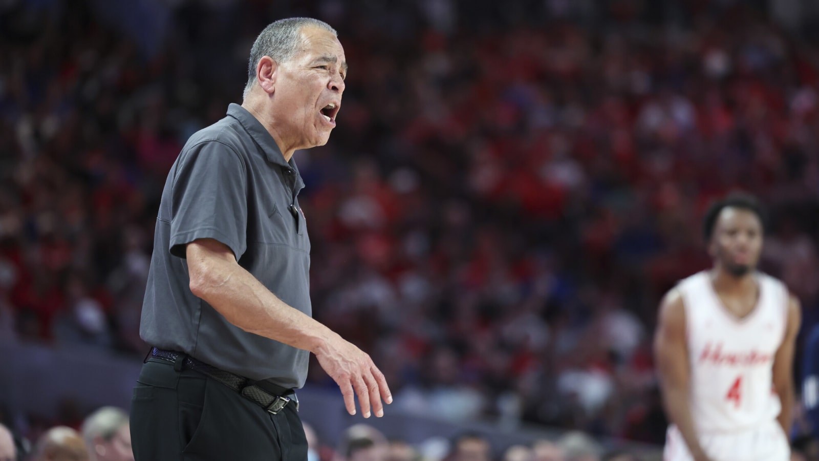 Houston Legend Advocates to Name Basketball Court After Kelvin Sampson