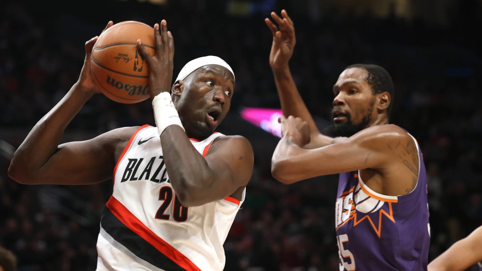 Trail Blazers promote rookie center to standard roster with three-year deal