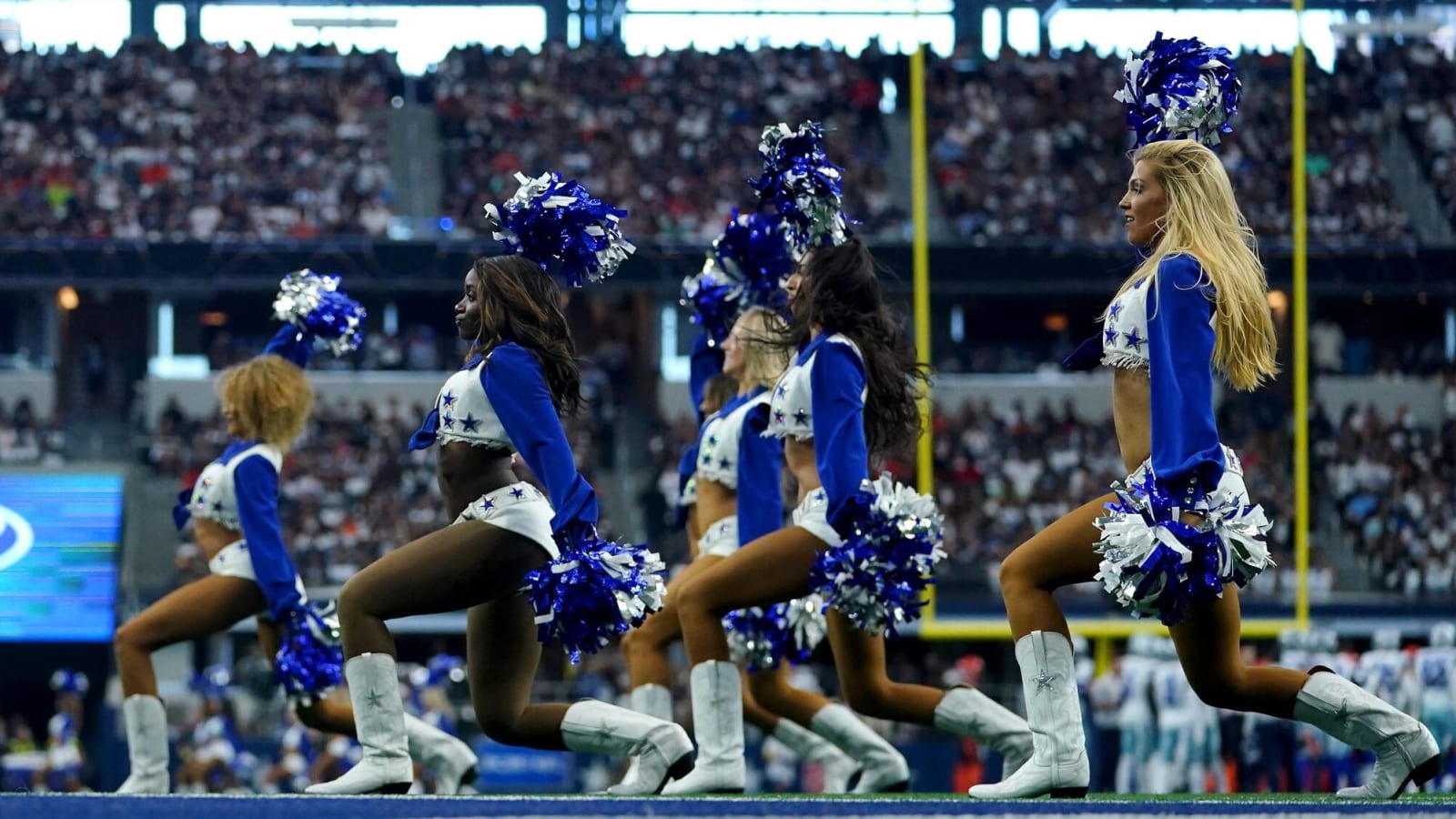 Dallas Cowboys named most popular sports team in America