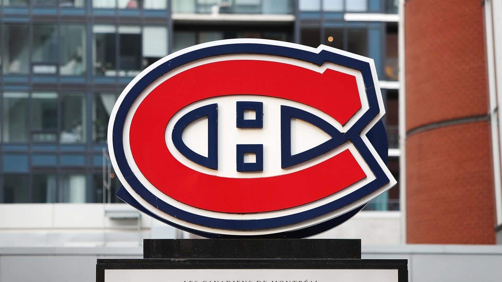 Montreal Canadiens hire Kent Hughes as GM