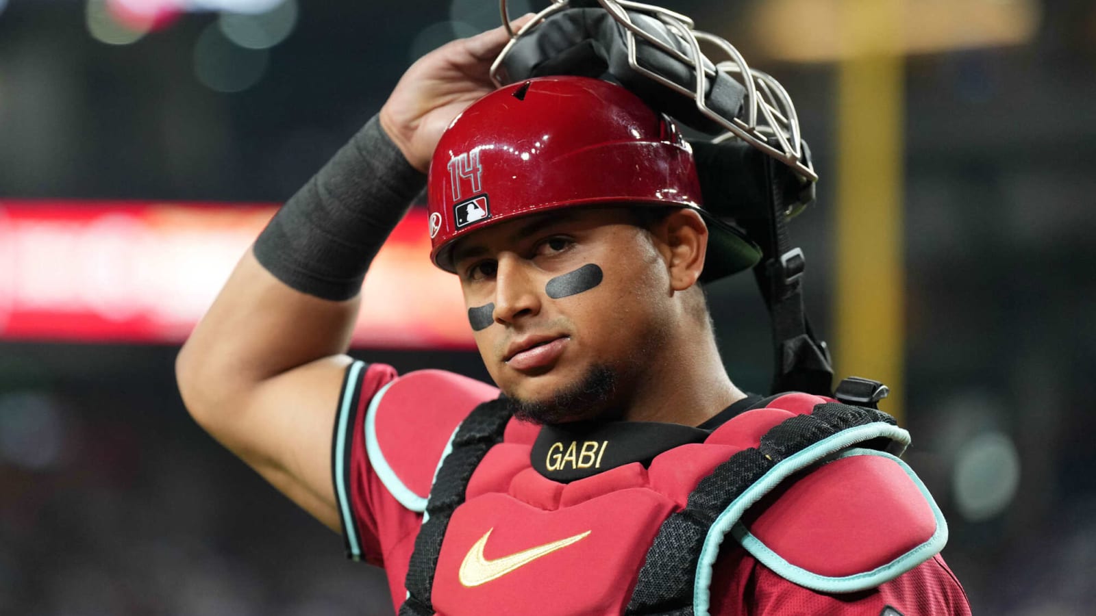 Diamondbacks lose Gold Glove-winning catcher to injury