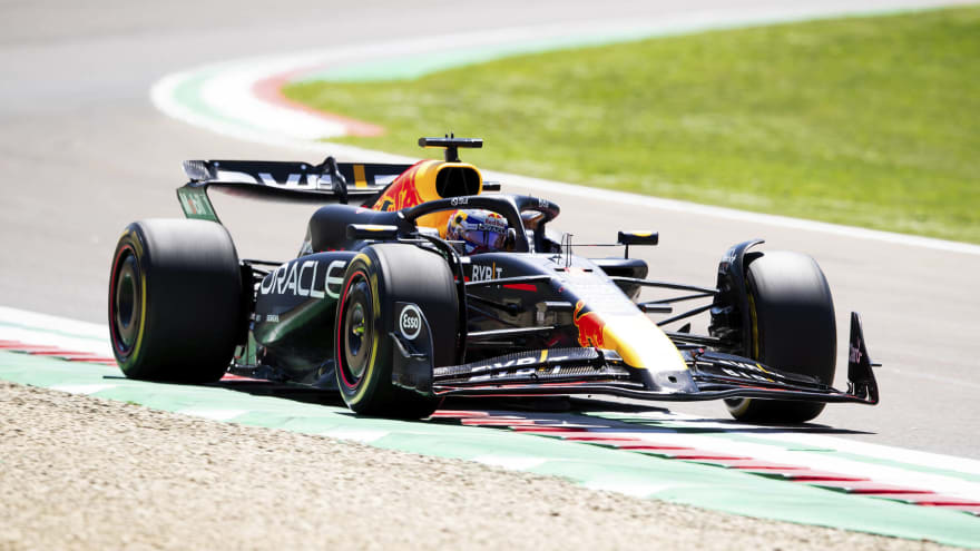 Watch: Max Verstappen hilariously KICKS Lando Norris from behind before Emilia Romagna GP start