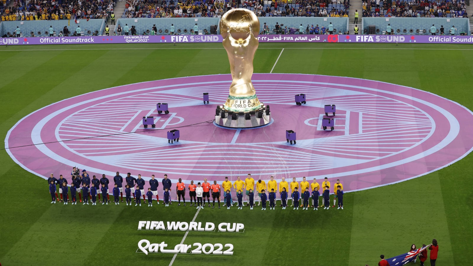 Qatari official estimates 400-500 deaths in World Cup preparation