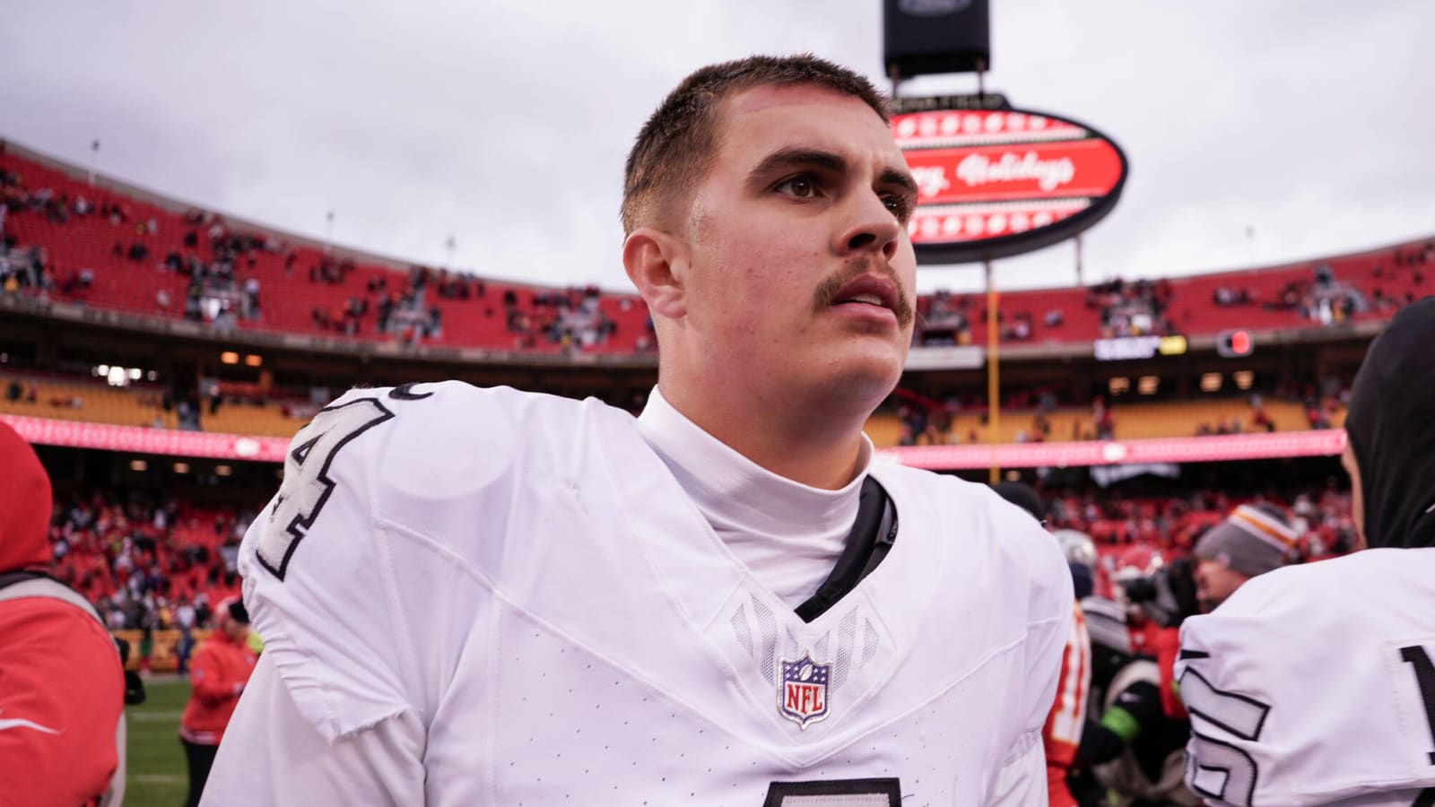 Raiders' O’Connell issues challenge to possible rookie QB