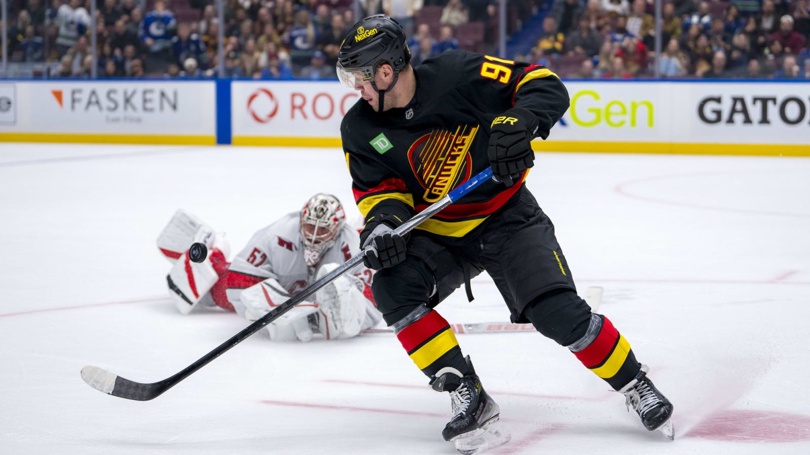 NHL Trade: Daniel Sprong Returns to Seattle