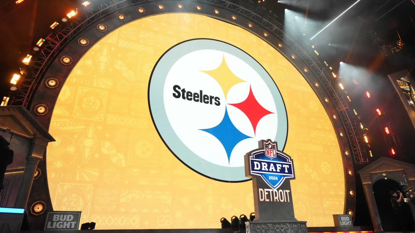 Steelers Earn Praise from NFL Executives for Draft