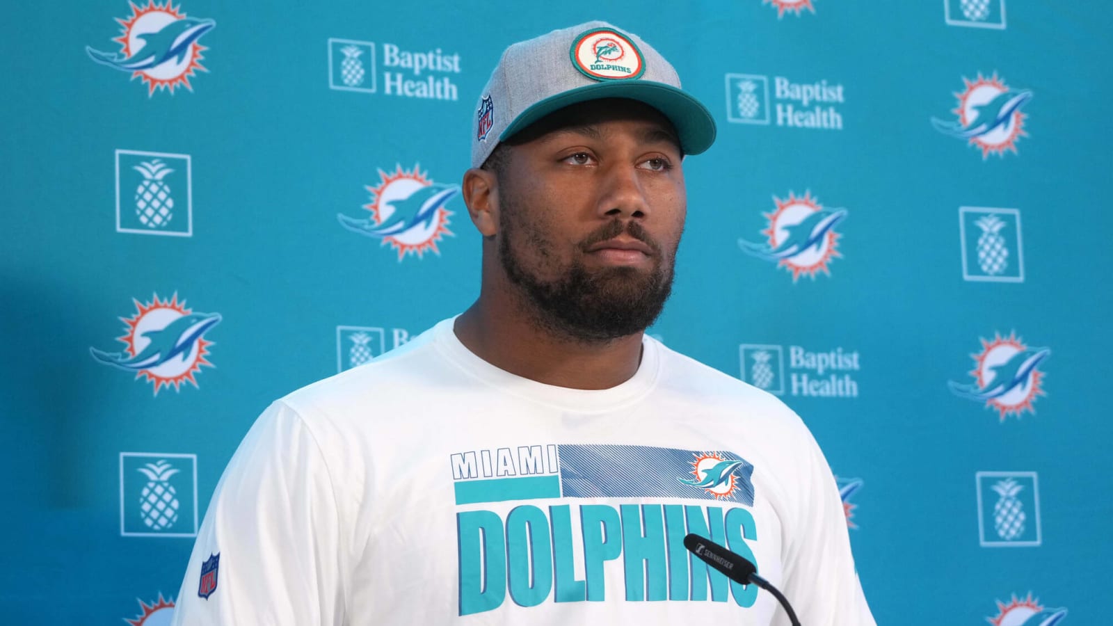 Dolphins LB Bradley Chubb carted off field near end of blowout loss