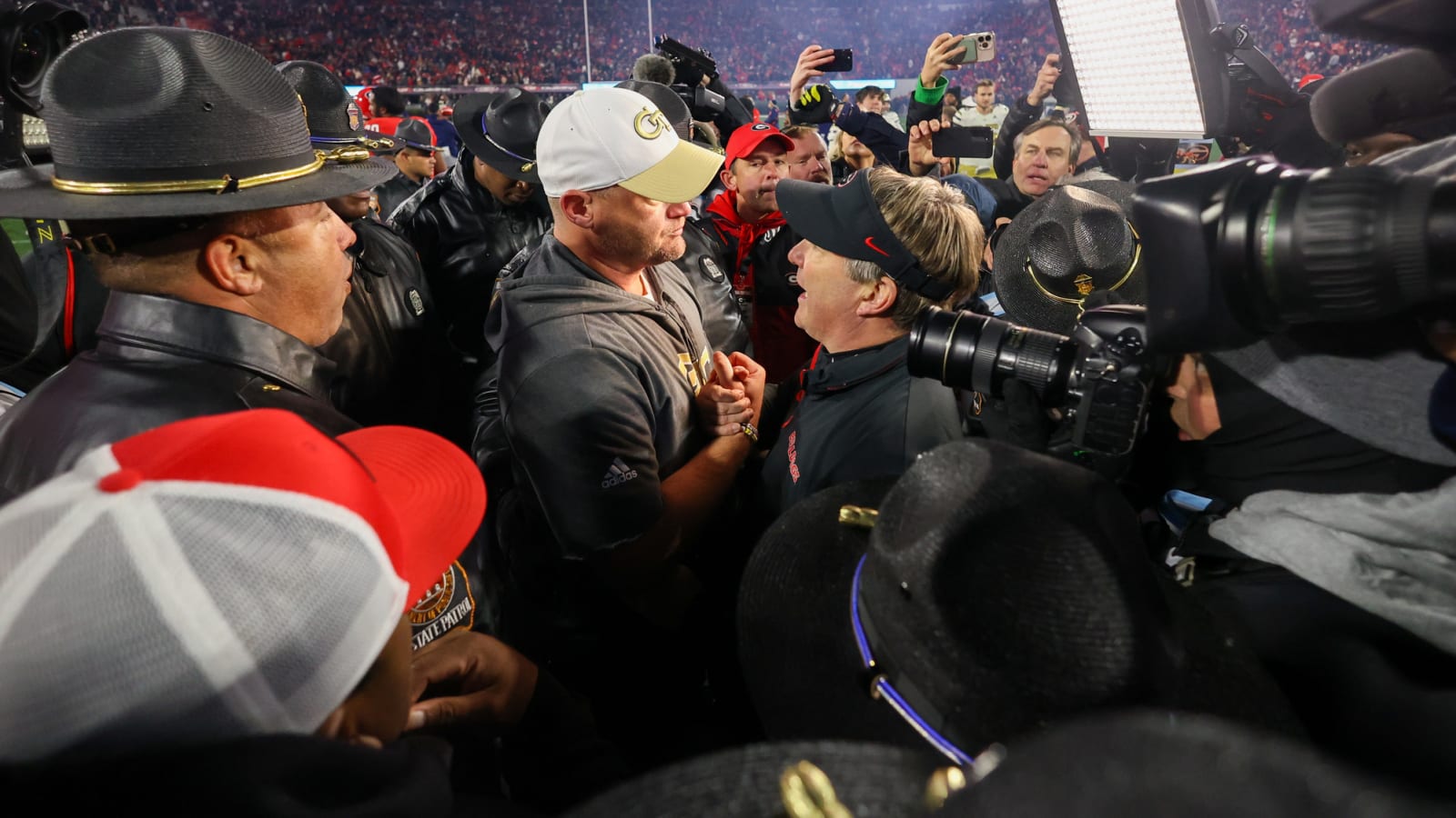 Brent Key, Kirby Smart share incredible postgame hug