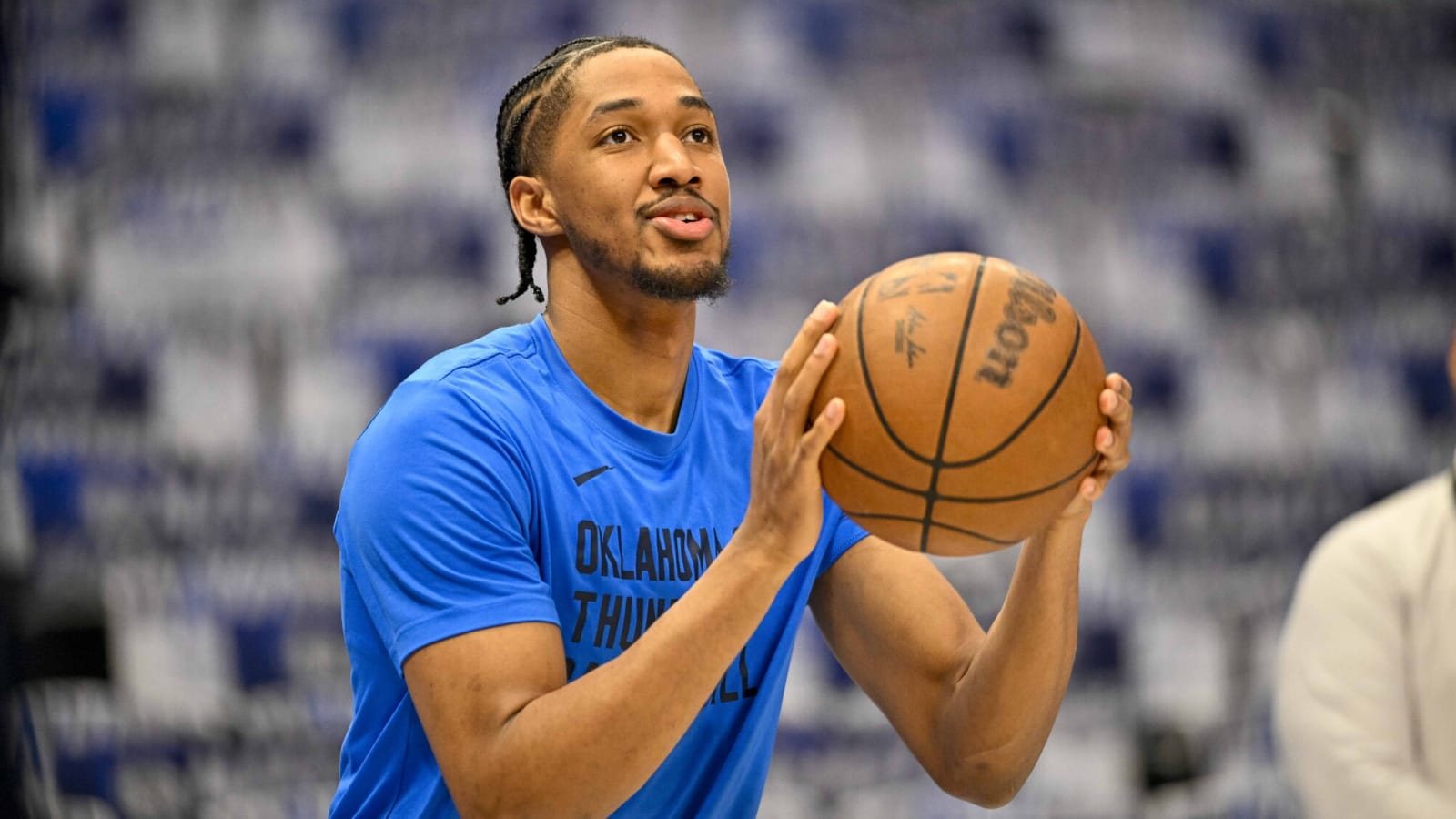 Thunder to re-sign guard on five-year deal