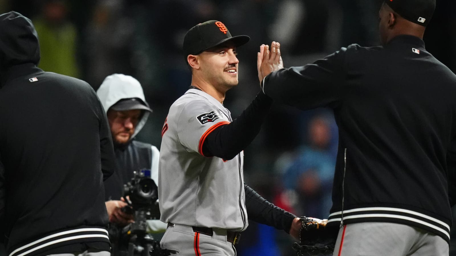 San Francisco Giants Suffer 2 Major Losses in Outfield
