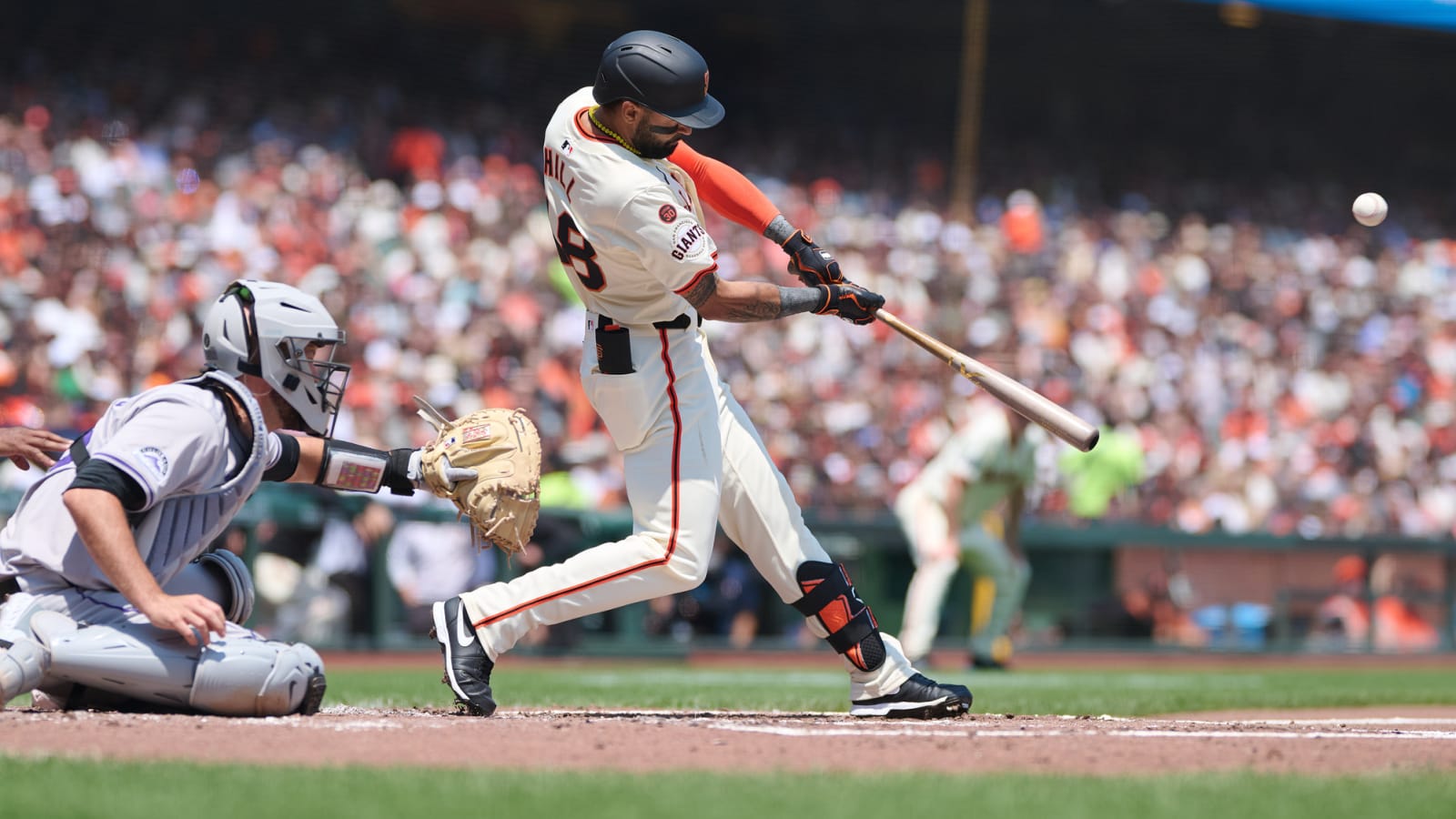 Giants designate multifaceted outfielder for assignment