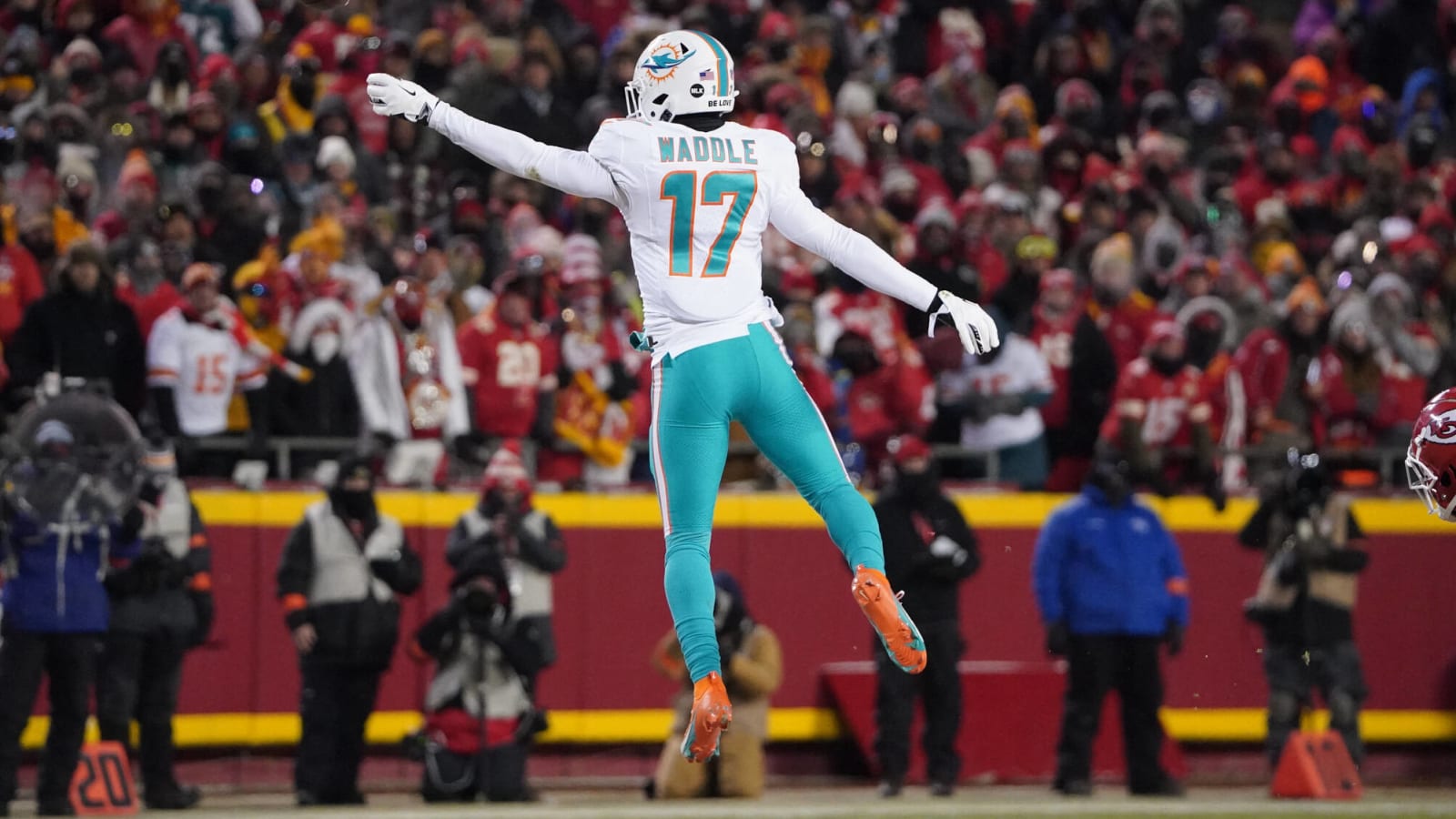 Dolphins’ GM Sets Record Straight On Jaylen Waddle Trade Talk