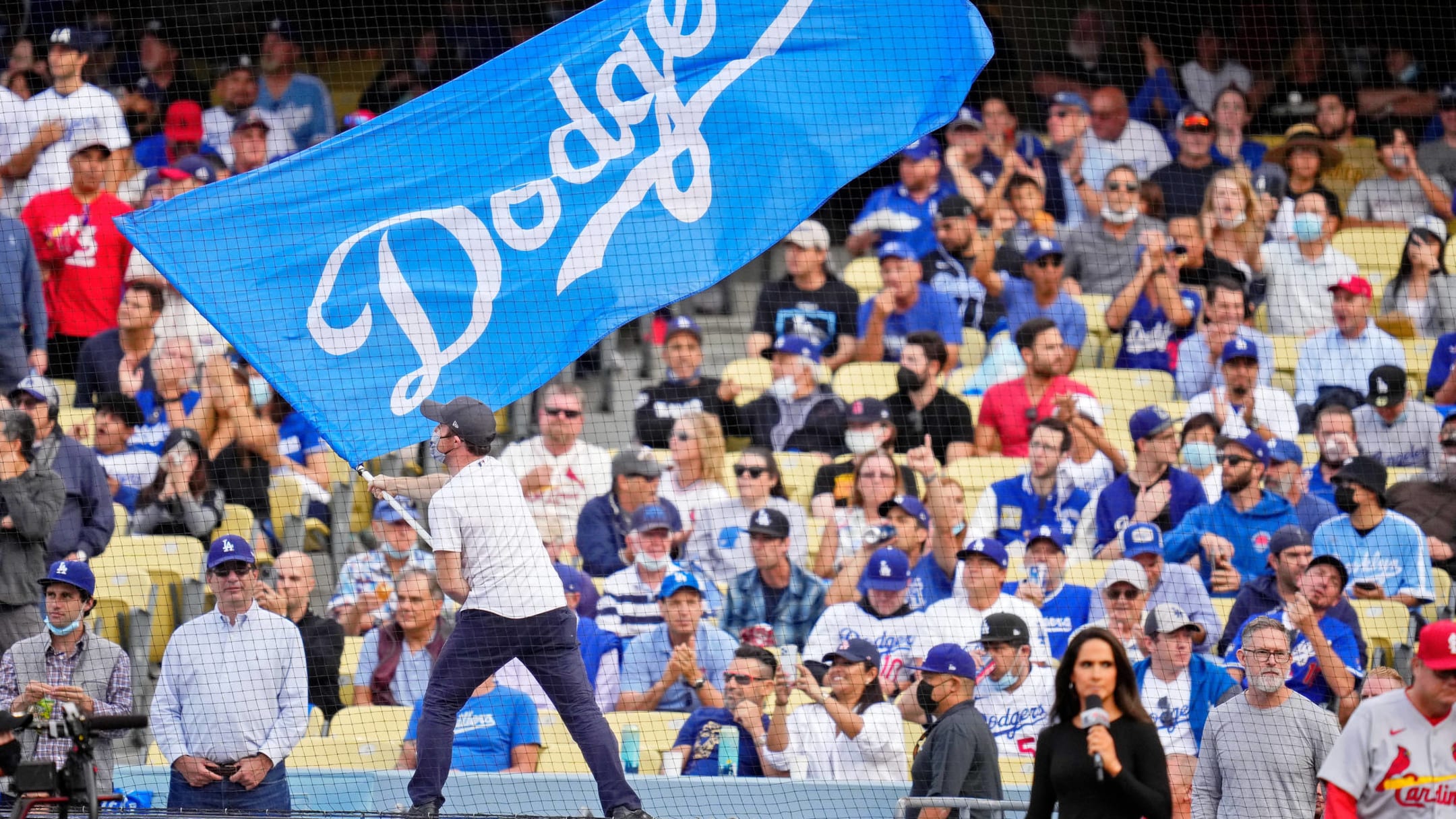 guy painted hello kitty head dodgers game｜TikTok Search