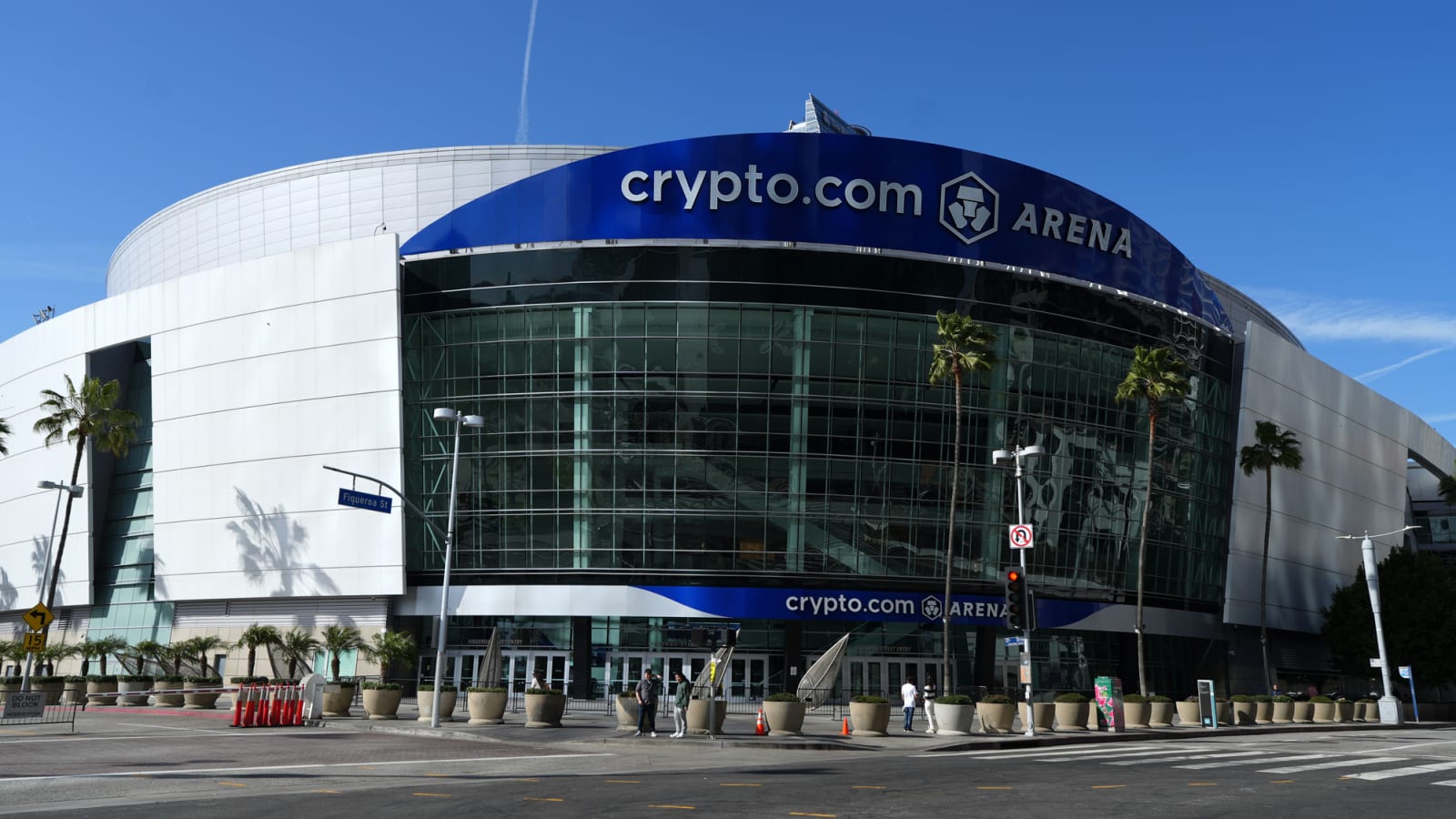 Lakers, Clippers expected to return home after postponements