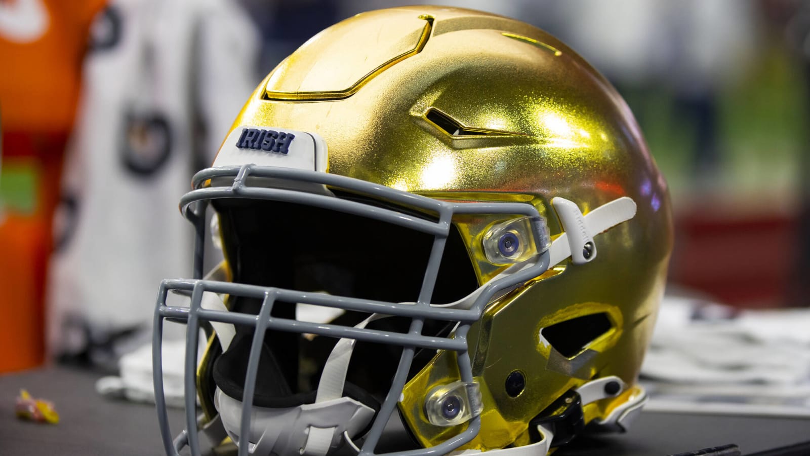 Legendary Notre Dame Fighting Irish 3-Sport Athlete Tragically Passes Away