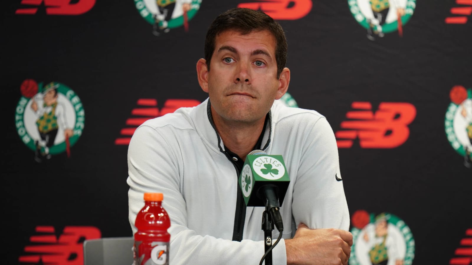 Brad Stevens wins NBA Executive of the Year award