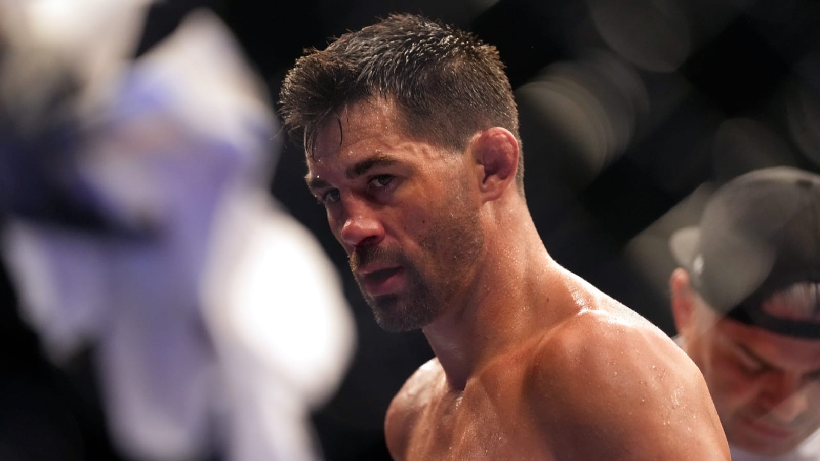 UFC Bantamweight Legend Hangs Up His Gloves With Sincere Social Media Post