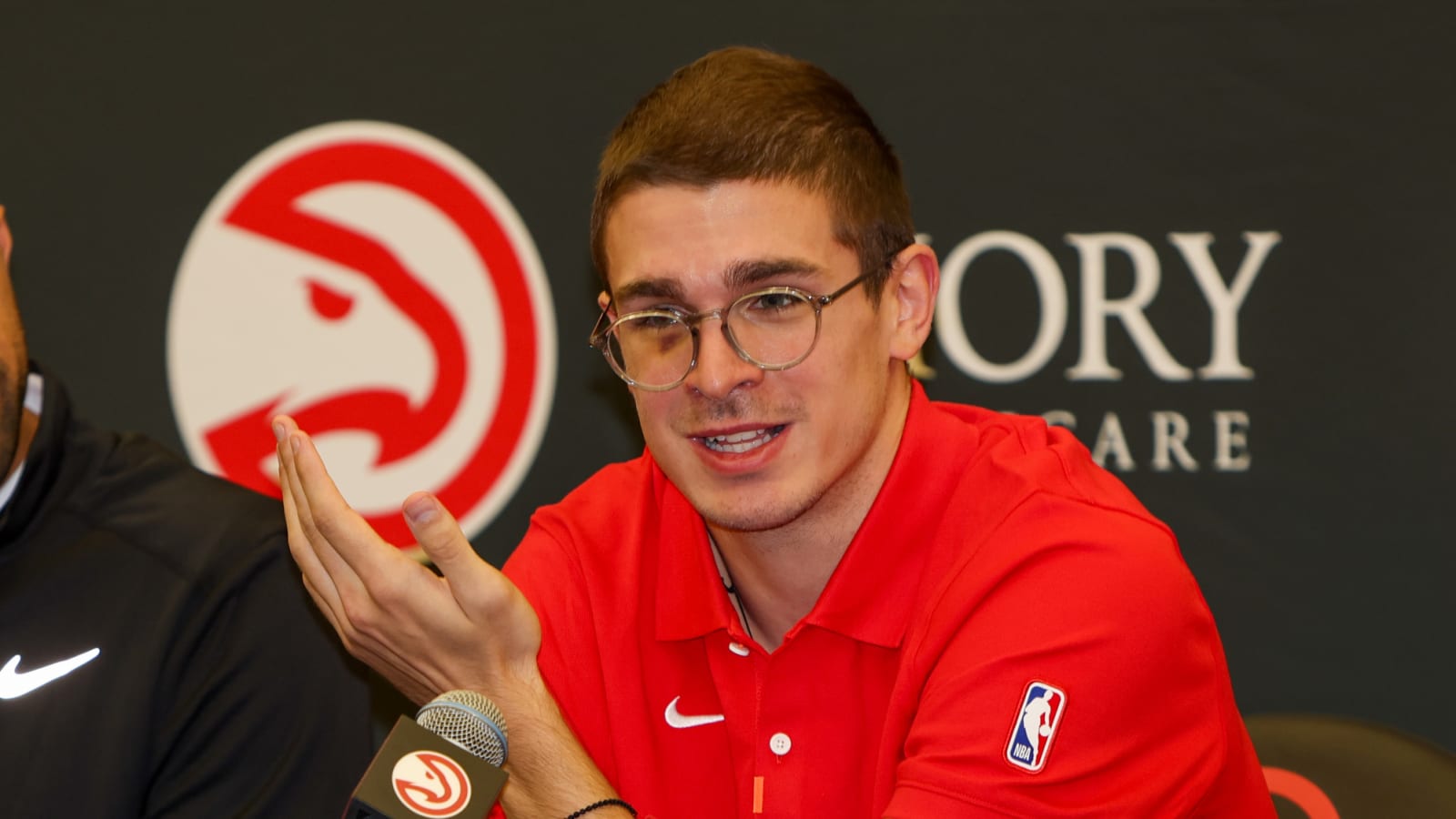 Hawks second-rounder suffers left foot fracture