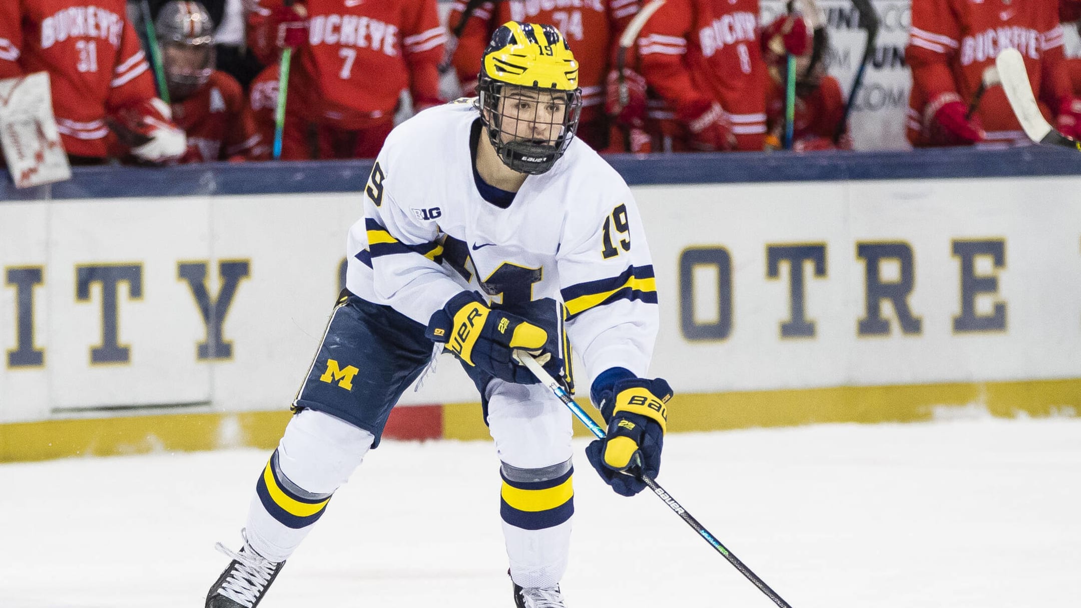 Owen Power, Kent Johnson leave Michigan hockey for NHL contracts