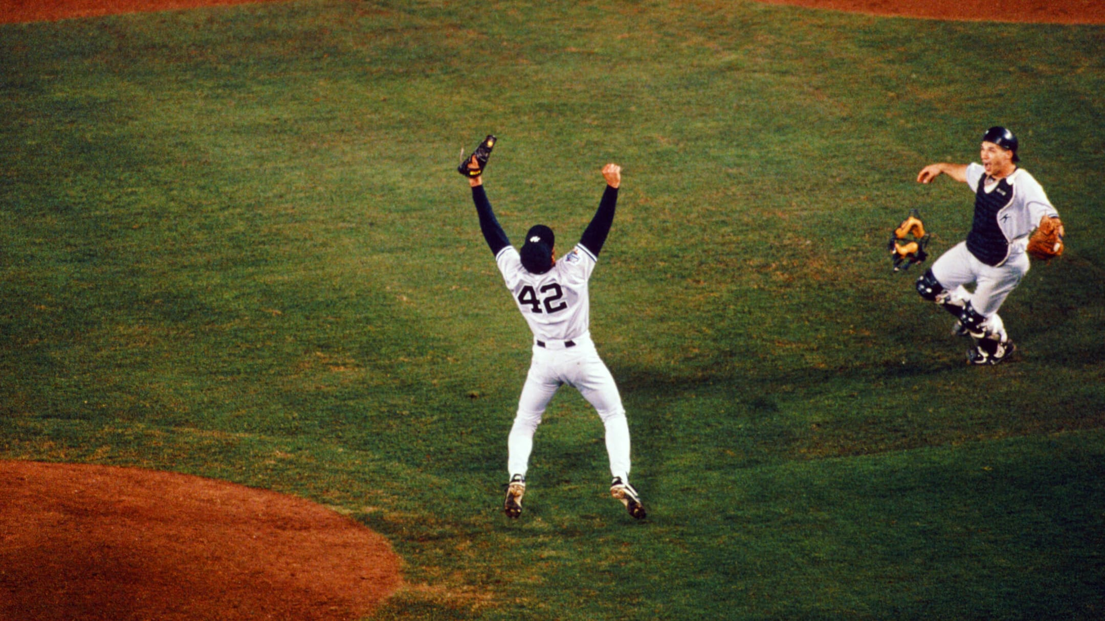 46 Greg Maddux 1995 World Series Photos & High Res Pictures - Getty Images
