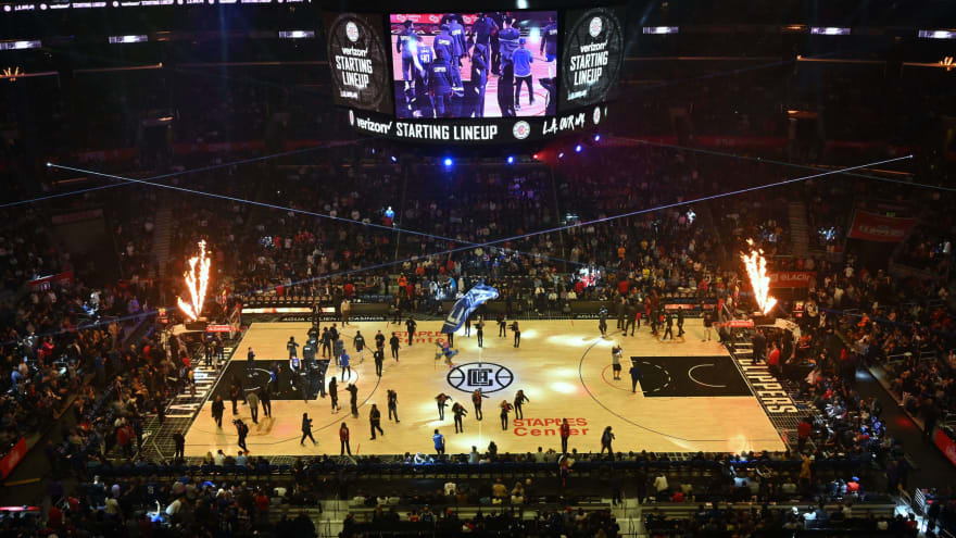 NBA teams considering ways to emulate home court advantage in Orlando