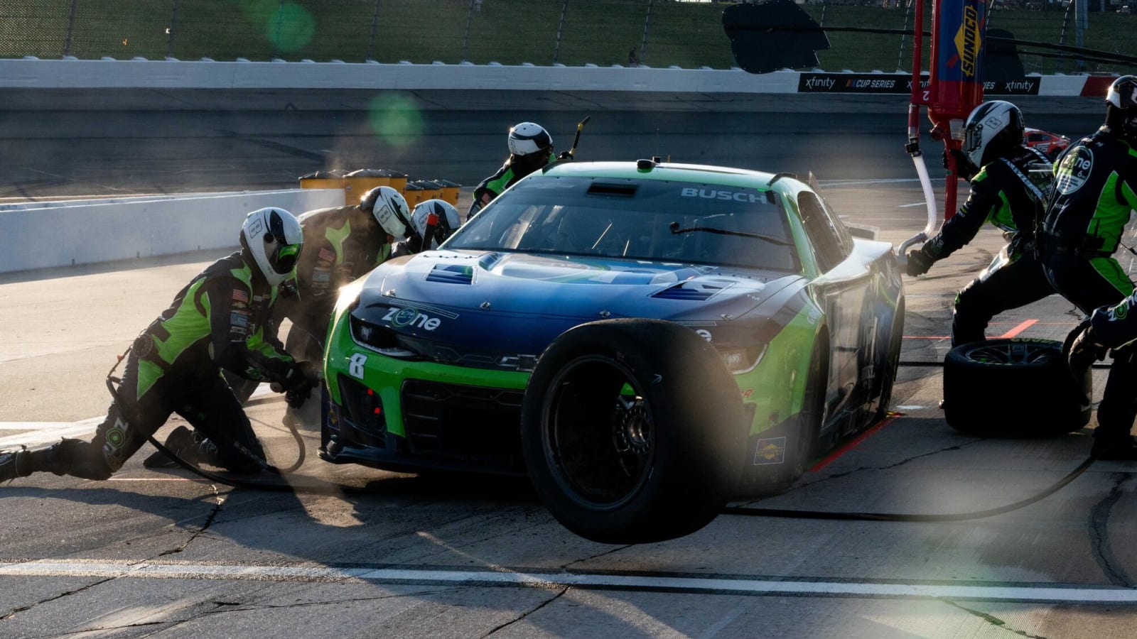 Kyle Busch's struggles exacerbated by mechanical failure at Iowa