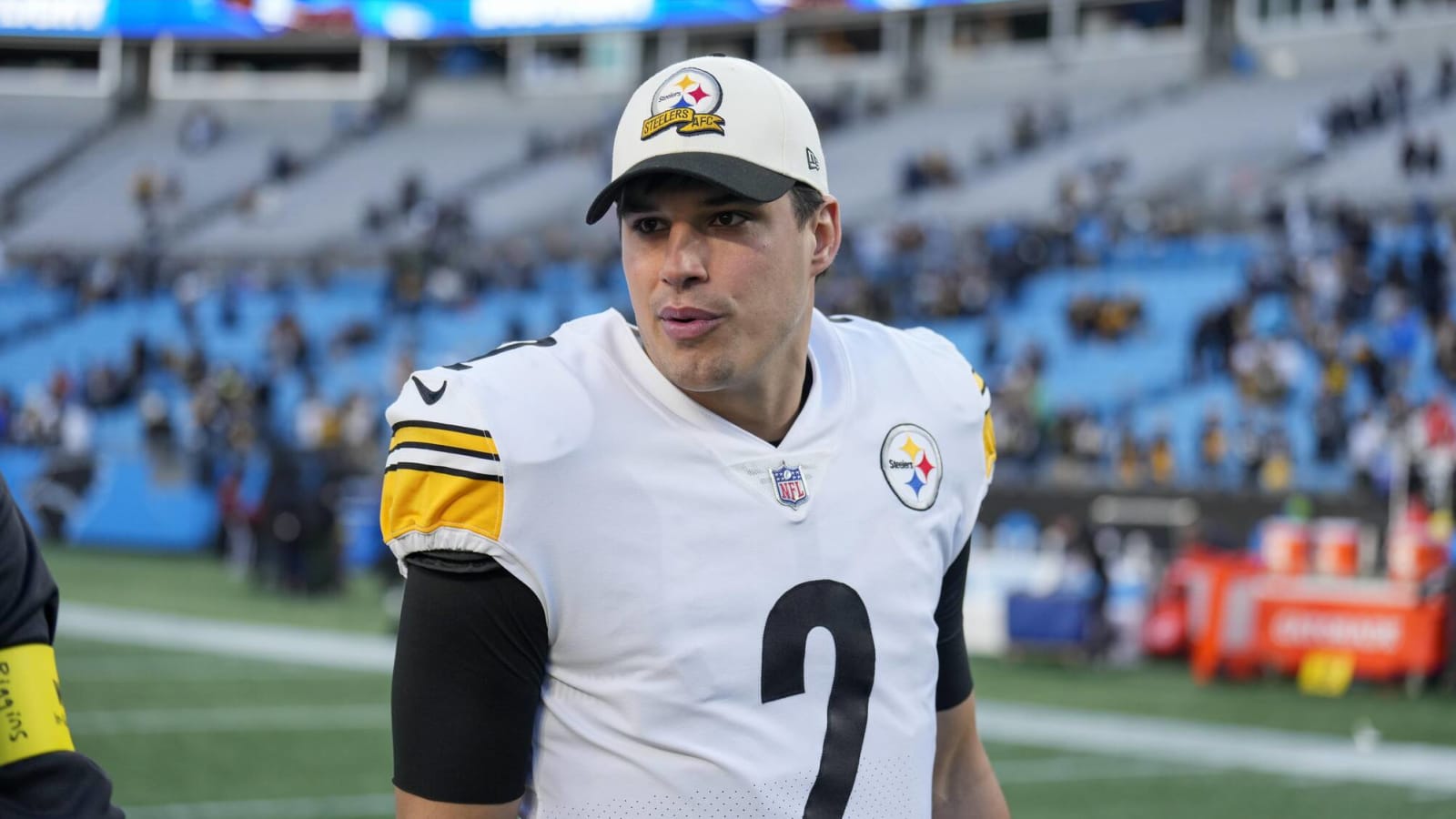 Could Steelers replace QB Mason Rudolph before start of season?