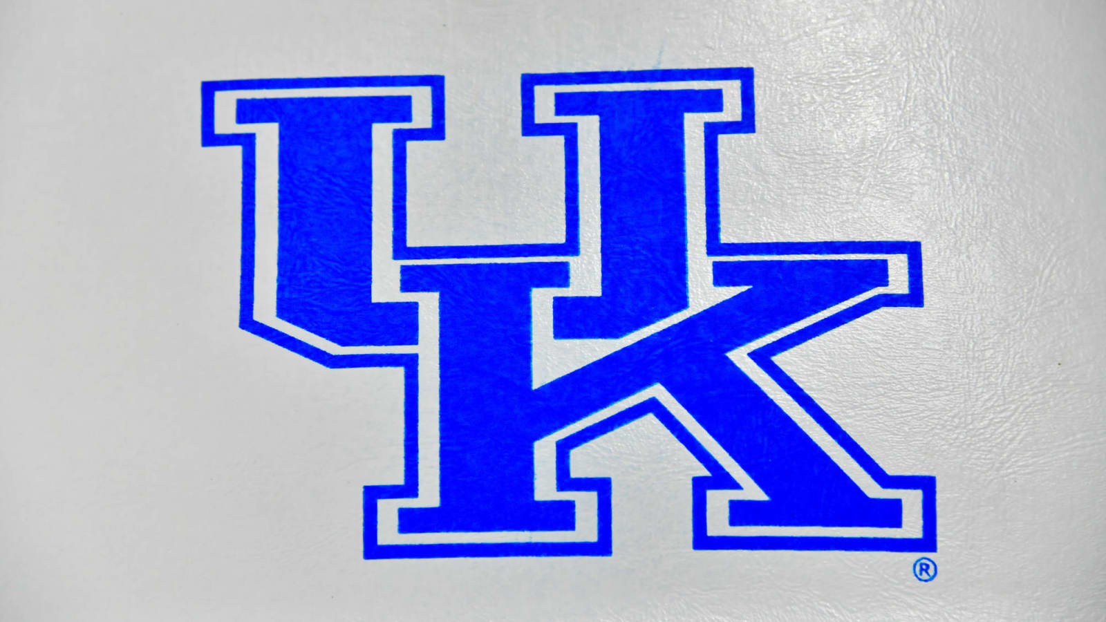 Daughter of Kentucky assistant coach John Robic dies of liver cancer