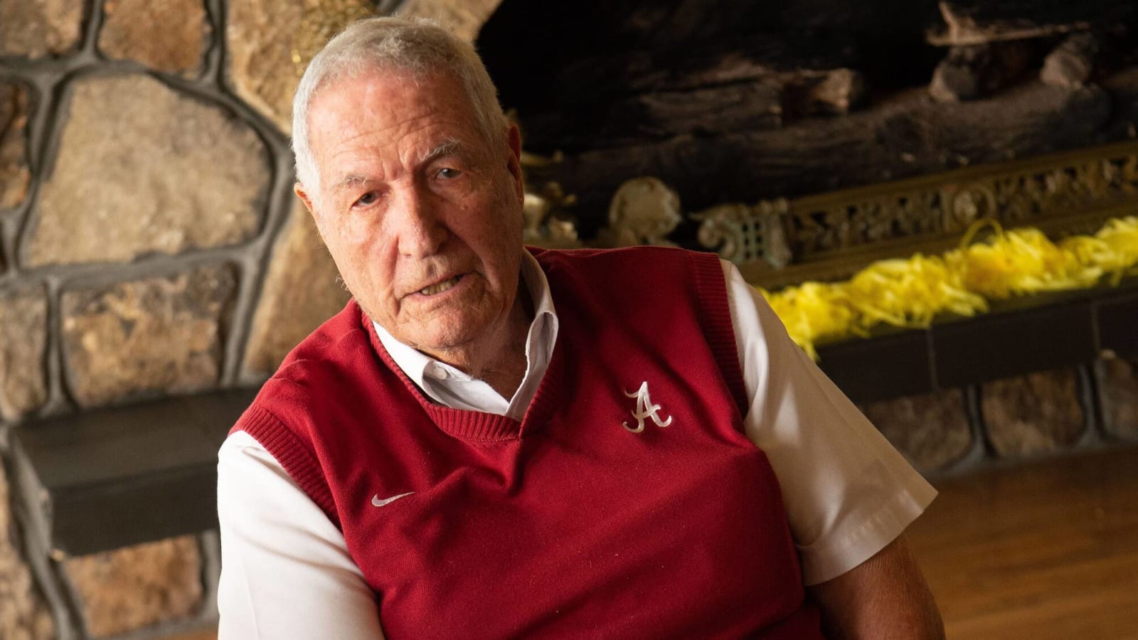 Former Alabama head coach Gene Stallings offers advice to Kalen DeBoer