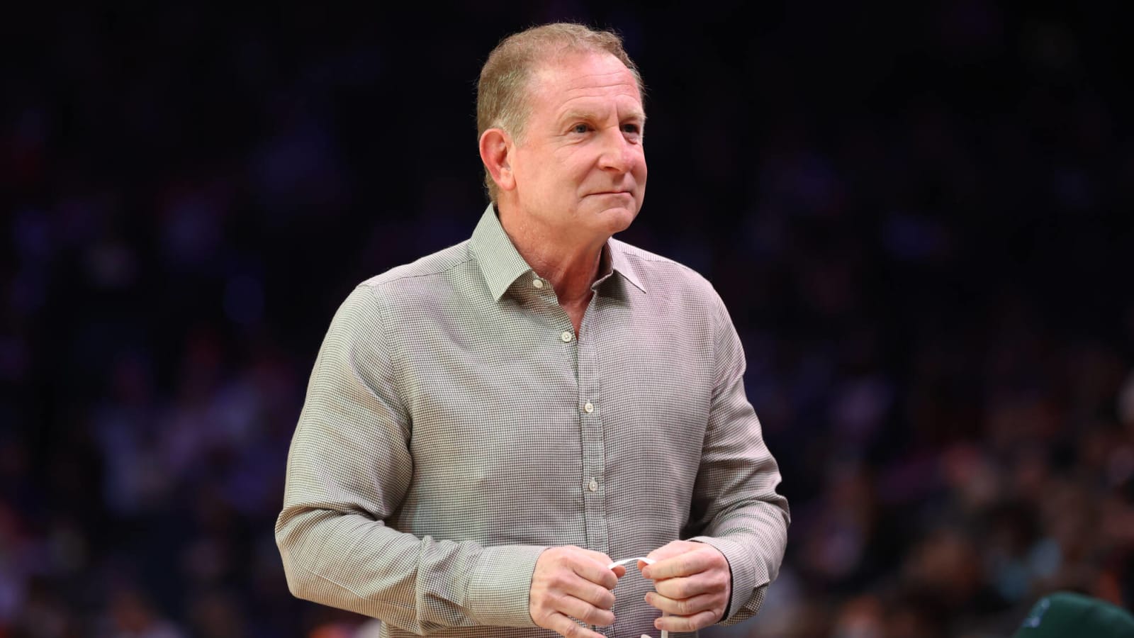 Public pressure mounting on Suns' Sarver to resign or sell