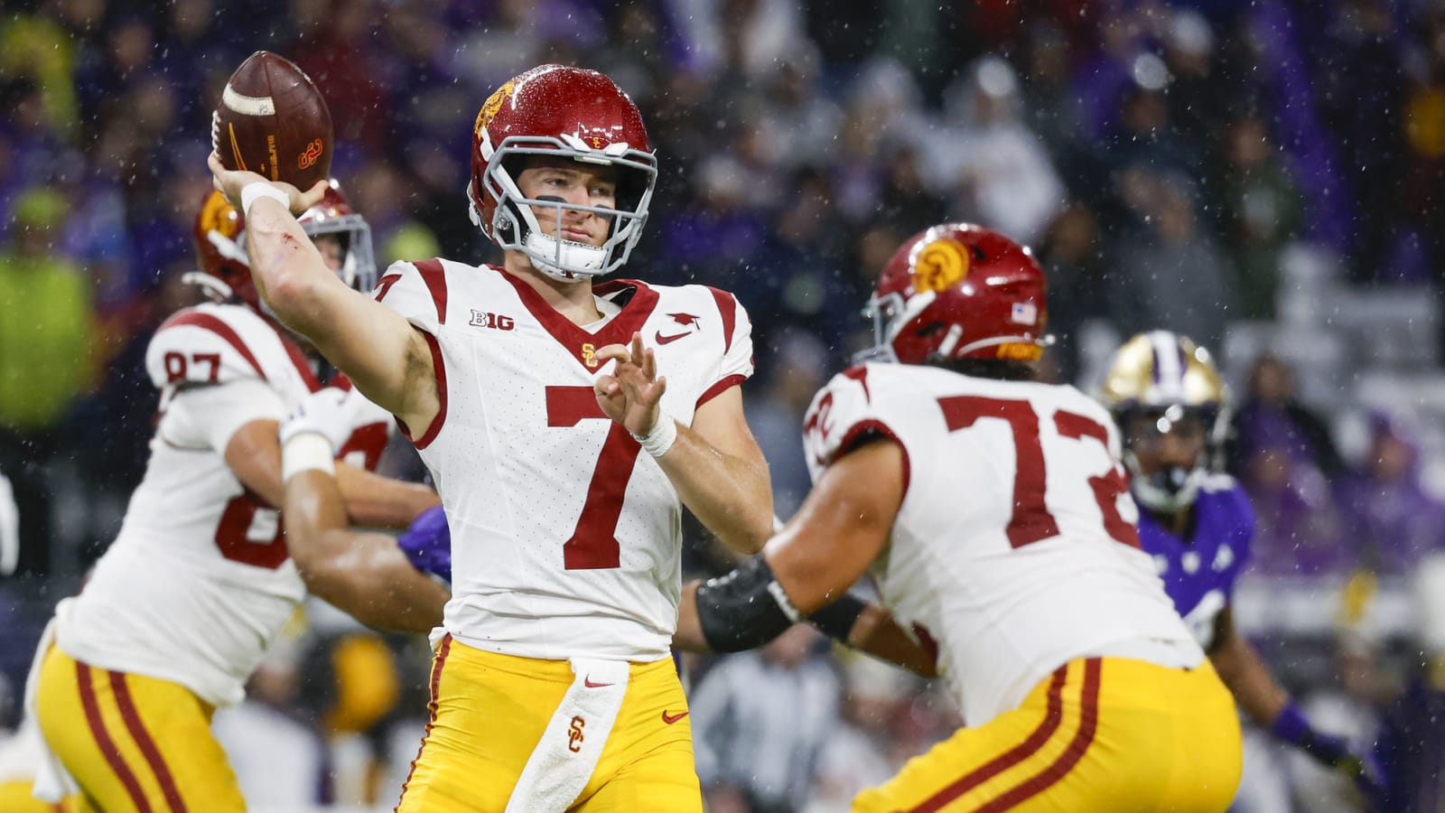 Notable Big Ten QB announces he has entered transfer portal Yardbarker