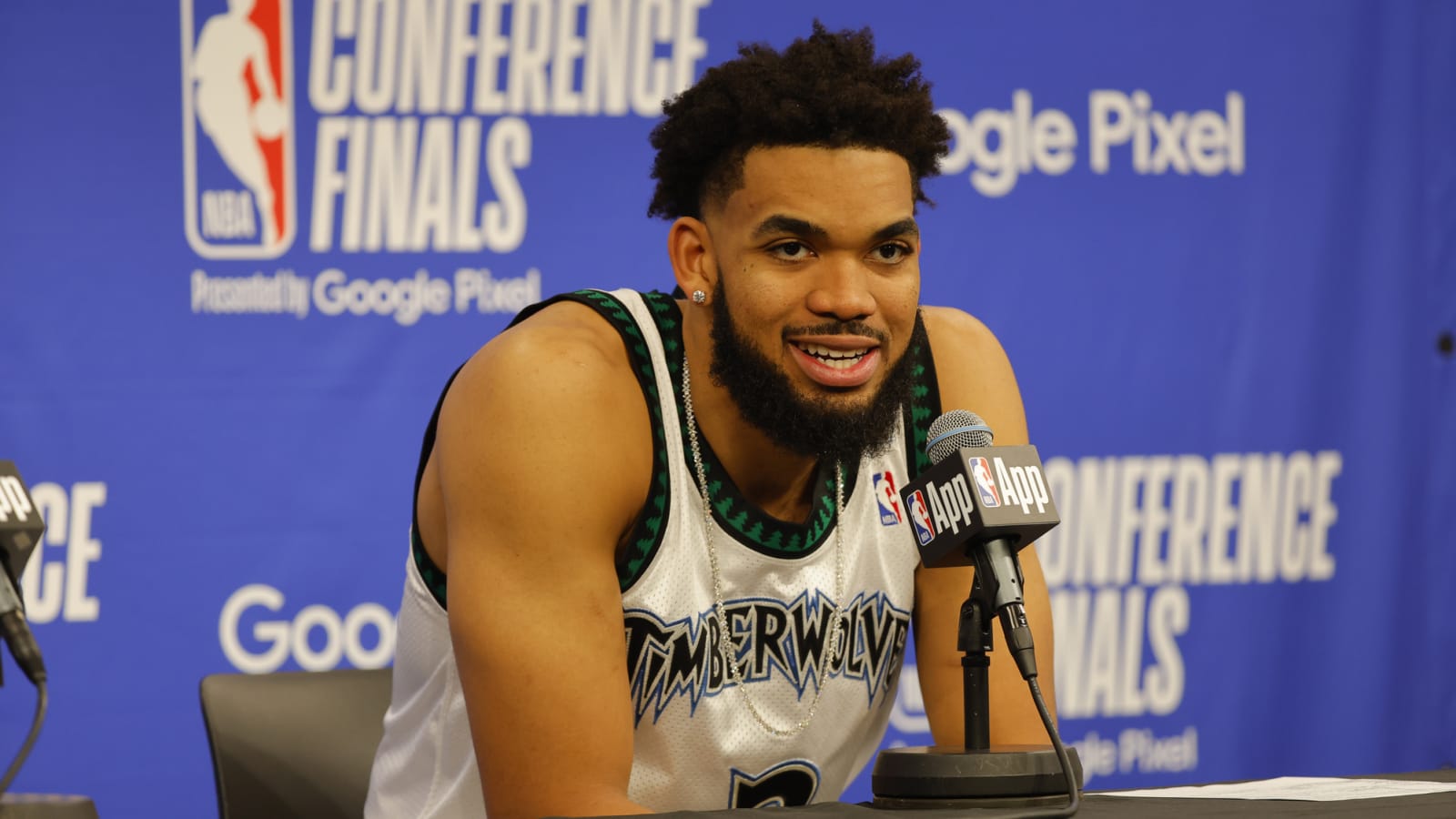 Insider shares surprising report on Karl-Anthony Towns trade