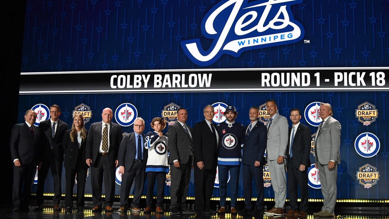 Jets sign 2023 firstround pick to entrylevel contract Yardbarker