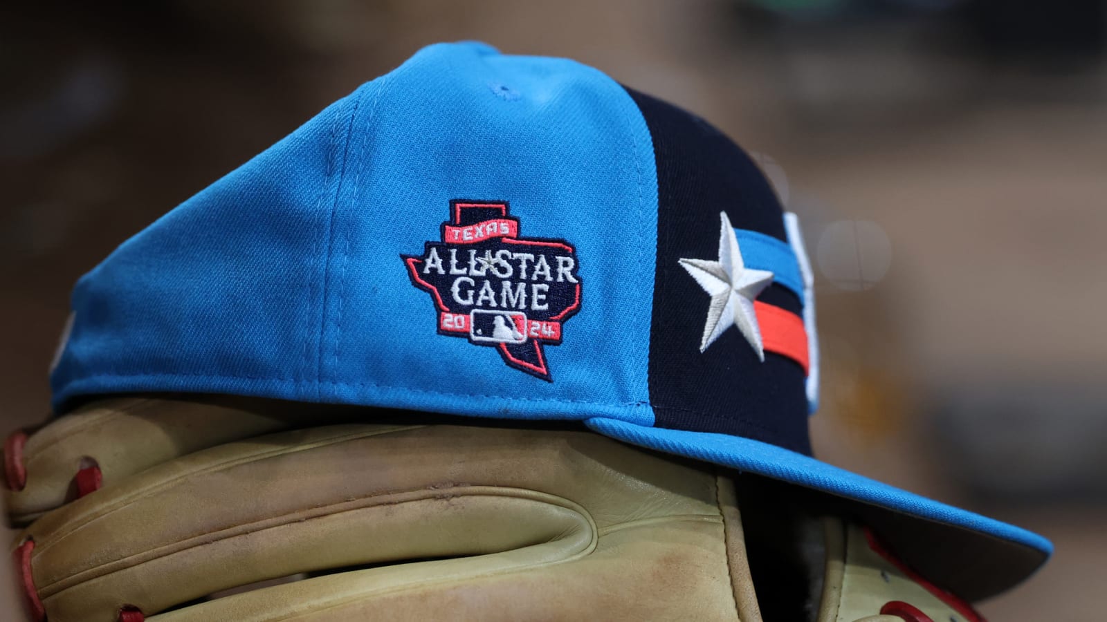 Veteran sportscaster explains issue with MLB All-Star uniforms