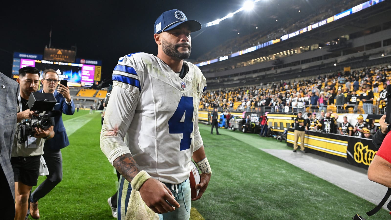 Cowboys’ Dak Prescott Leads Last-Minute Win Over Steelers