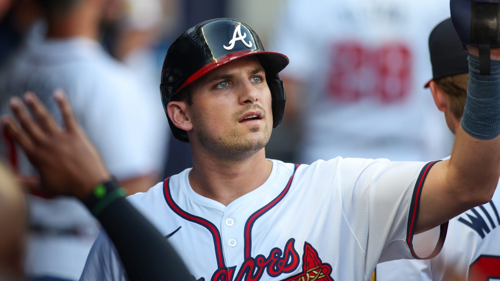 Braves two-time All-Star diagnosed with fractured hand