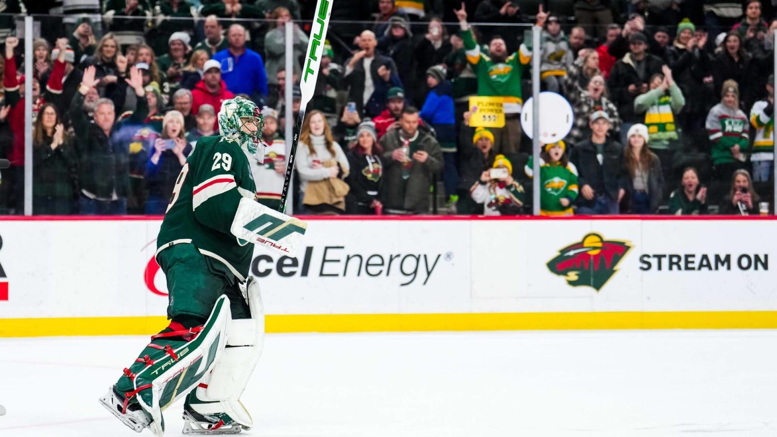 Marc-Andre Fleury moves up to second in all-time wins