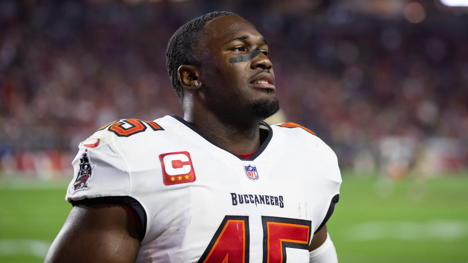 Devin White discusses Eagles bouncing back from 2023 collapse