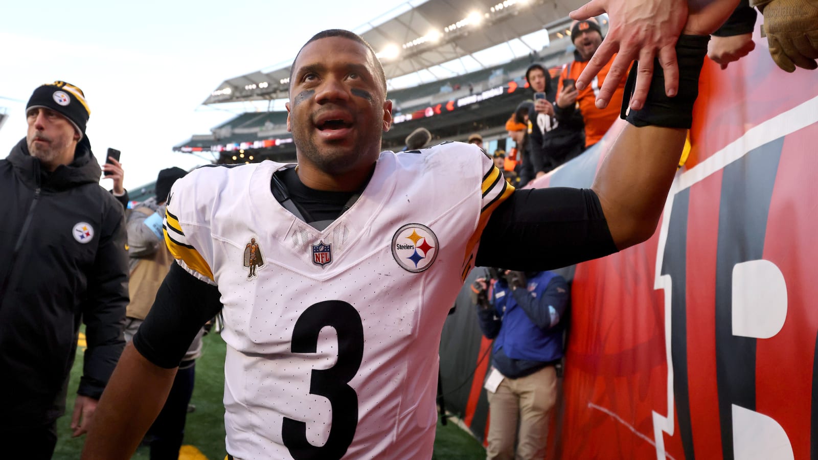 New Report Suggests Steelers Already Know Team&#39;s 2025 Starting Quarterback