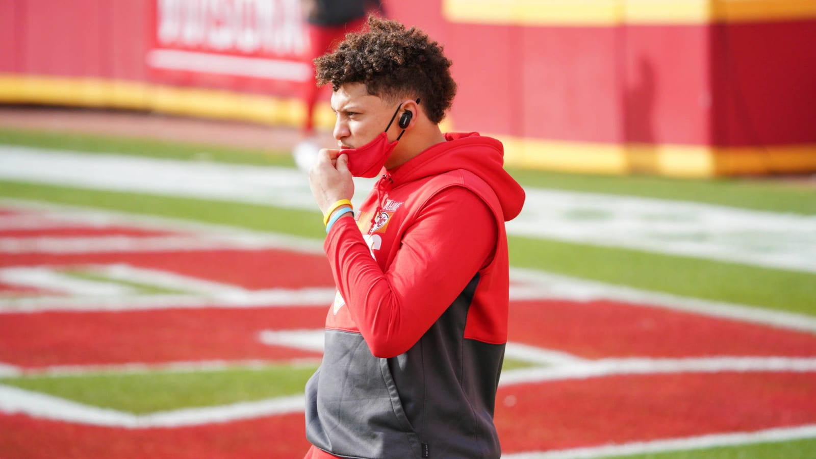 Mahomes practices for second day, Sunday status still unclear