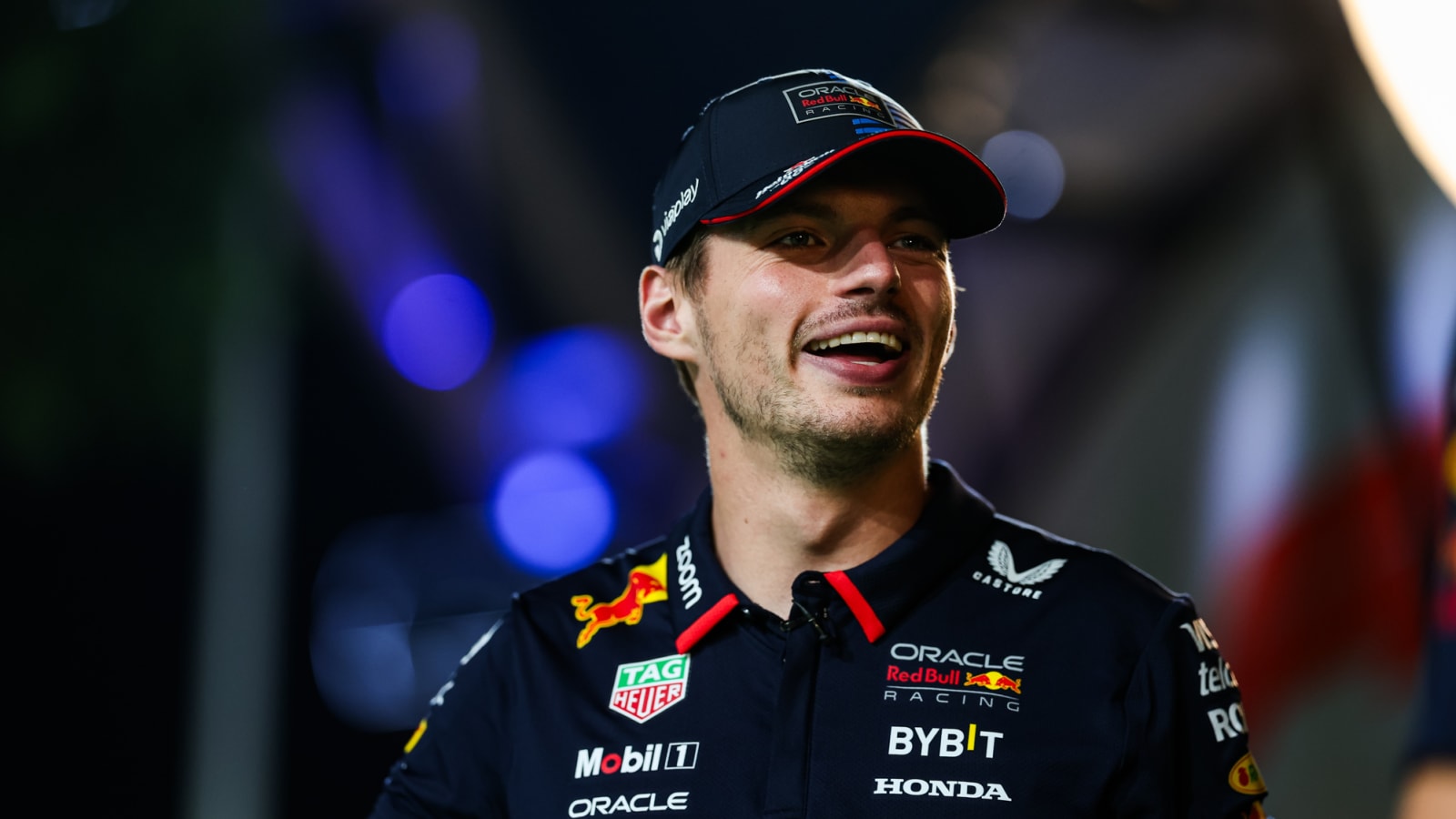 Max Verstappen advises Daniel Ricciardo to ‘chill at a farm’ if he is sacked by RB after Singapore GP